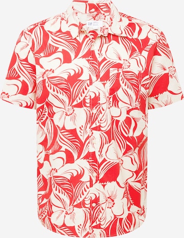 Camicia di GAP in rosso: frontale