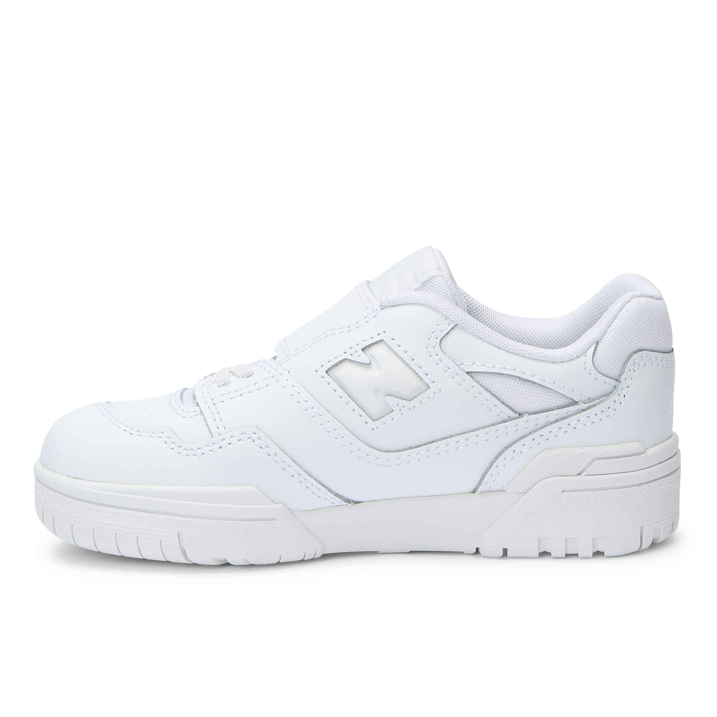 new balance Trainers '550' in White: front
