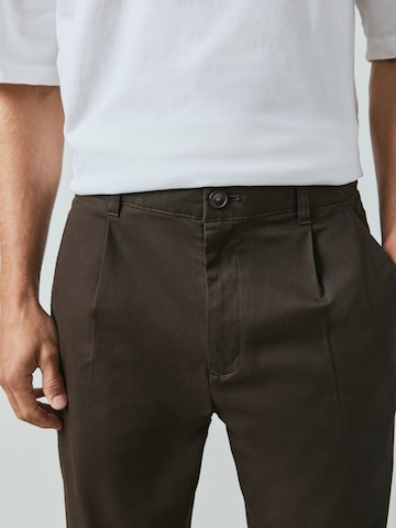 ruda Next Standartinis „Chino“ stiliaus kelnės