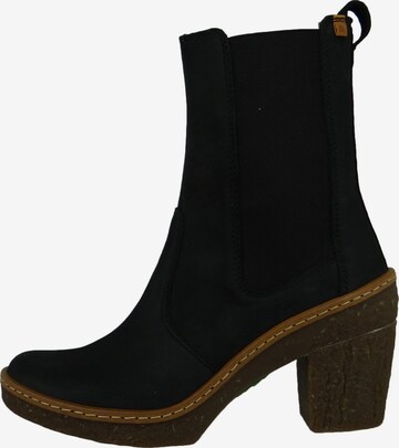 EL NATURALISTA Ankle Boots in Black