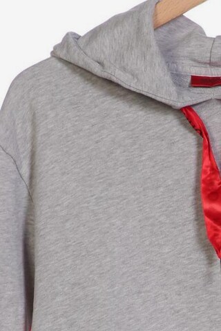 HUGO Sweatshirt & Zip-Up Hoodie in S in Grey