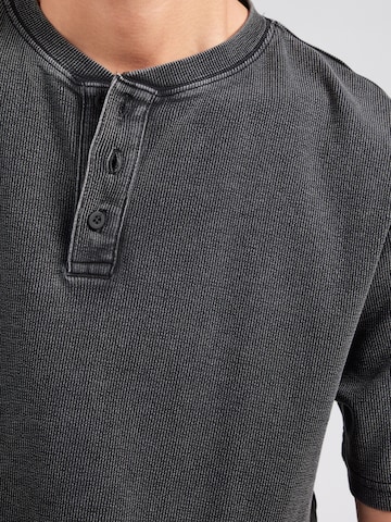 QS T-Shirt in Schwarz