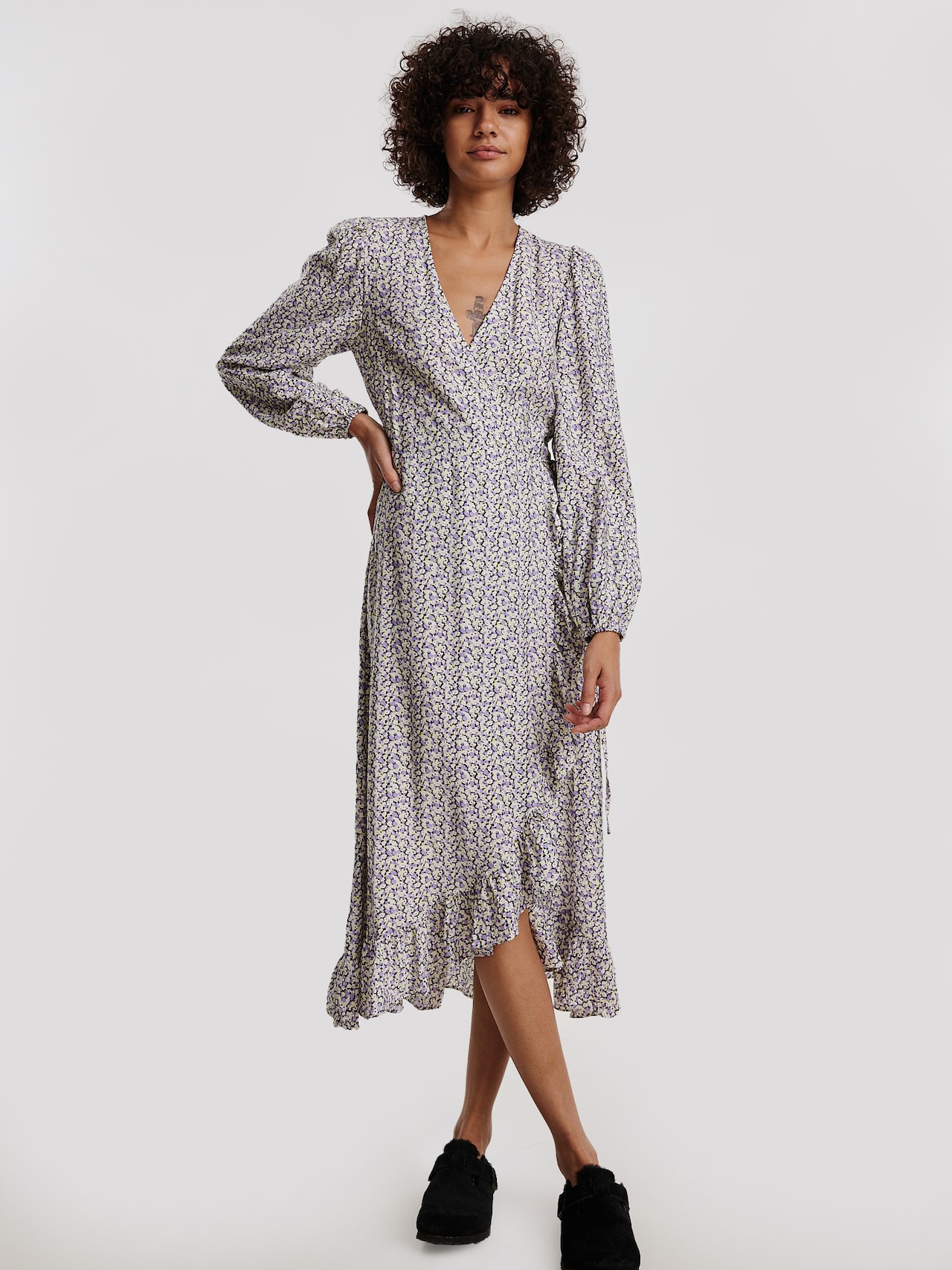 EDITED Produkte Kleid 'Peppina' beige