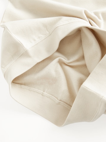 Cool Club Set in Beige