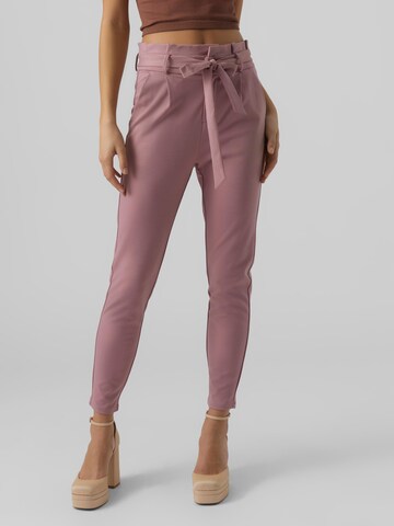 VERO MODA Slim fit Pleat-Front Pants 'EVA' in Pink: front