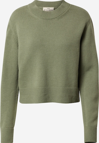 A LOT LESS Пуловер 'Blakely' в зелено: отпред