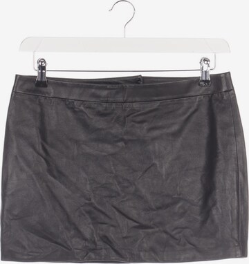 PATRIZIA PEPE Skirt in M in Black: front