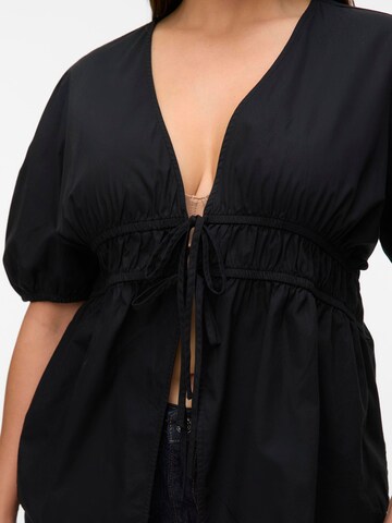 Chemisier 'VMCJarlotte' Vero Moda Curve en noir