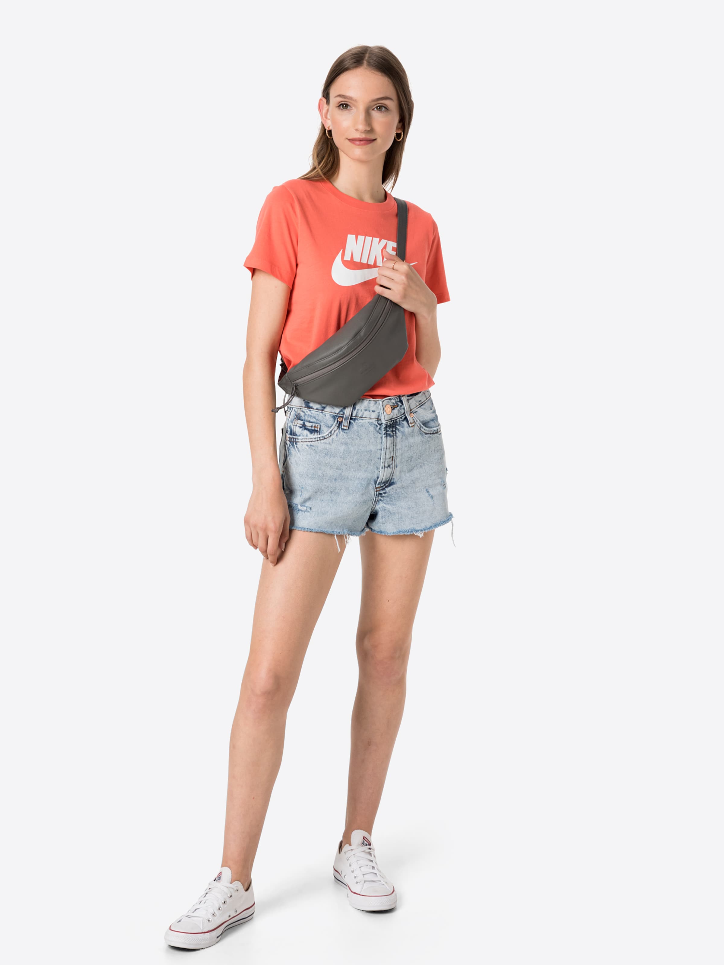 Frauen Shirts & Tops Nike Sportswear T-Shirt 'Futura' in Pfirsich - TF13983 Frauen Shirts & Tops Nike Sportswear T-Shirt 'Futura' in Pfirsich - TF13983