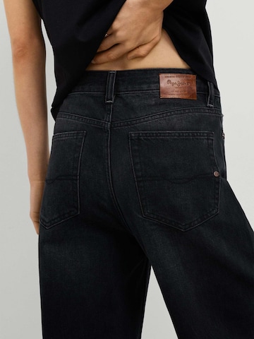 Pepe Jeans Flared Jeans ' BELLE' in Schwarz