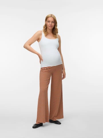 MAMALICIOUS Široke hlačnice Hlače 'MLAMILA' | rjava barva