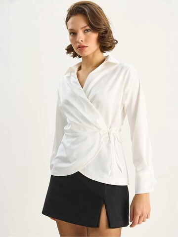 Chemisier Bianco Lucci en blanc