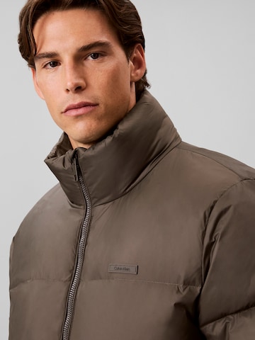 Veste mi-saison Calvin Klein en gris