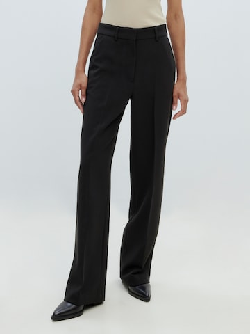 EDITED Regular Trousers 'Lavea' in Black: front