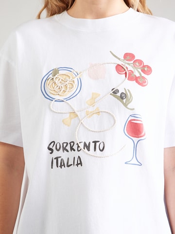 T-shirt 'ITALIA' Abercrombie & Fitch en blanc