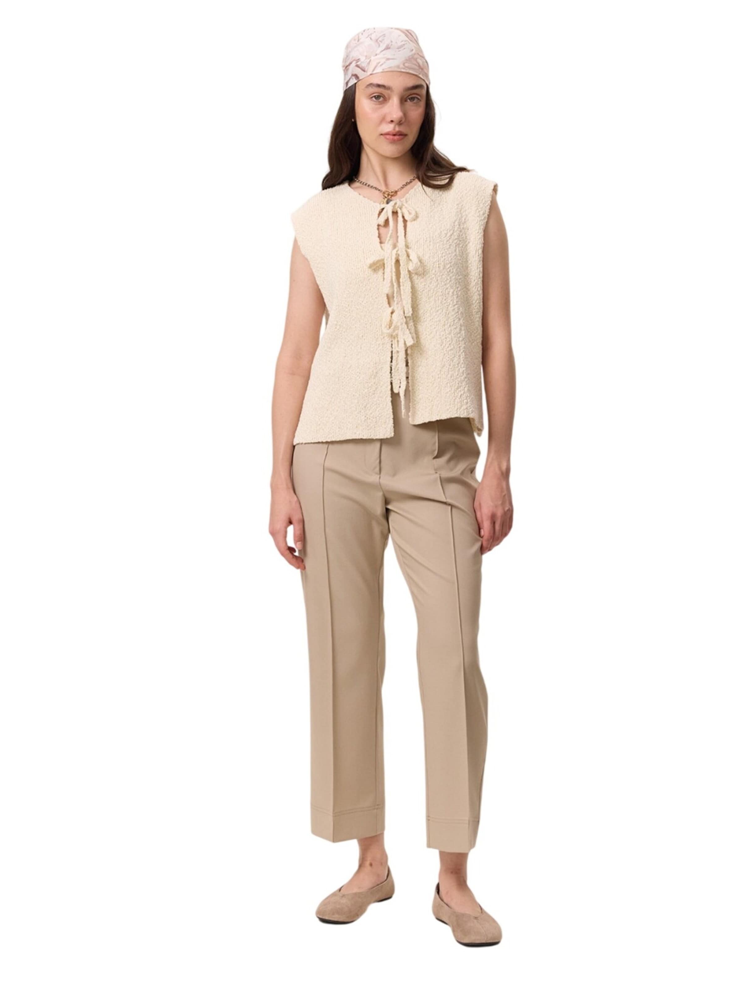 MANUKA Regular Trousers in Grey