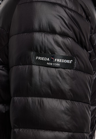 Frieda & Freddies NY Wintermantel 'Dalia 2' in Schwarz