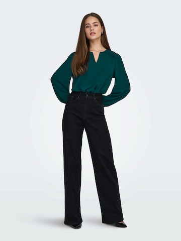 ONLY Bluse 'ONLCERENA METTE' i grøn