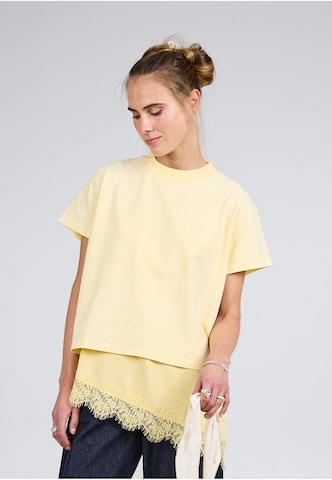 OH APRIL - Camiseta 'Ella' en amarillo: frente