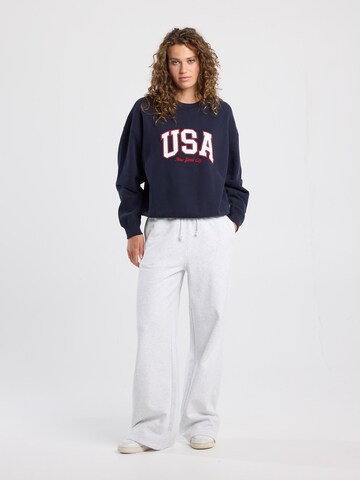 America Today Sweatshirt in Blauw