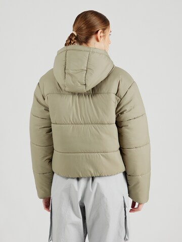 Giacca invernale 'CLSC' di Nike Sportswear in verde