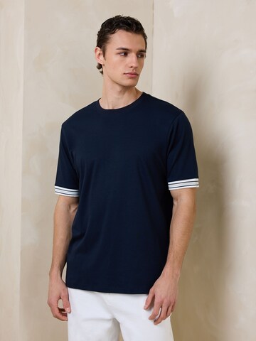 T-Shirt 'N. Premium' Next en bleu : devant