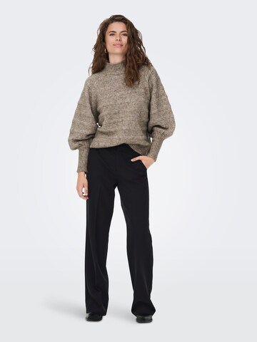 Pullover 'Celina' di ONLY in marrone