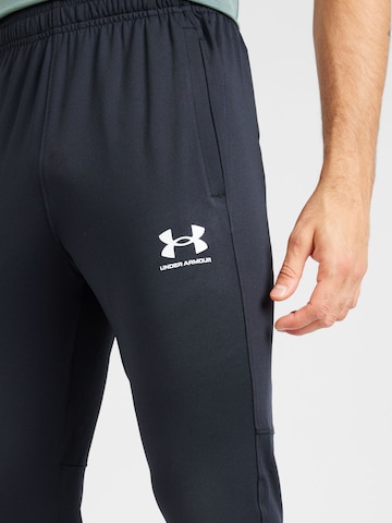 UNDER ARMOUR Slimfit Sporthose 'Challenger' in Schwarz