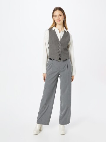 RECC Suit Vest in Grey