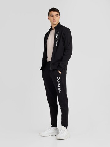 Tuta da jogging di Calvin Klein in nero