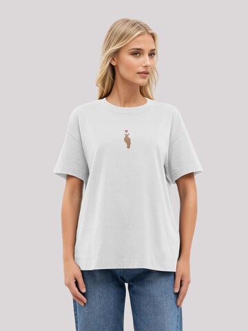 F4NT4STIC T-Shirt 'Finger Herz bestickt' in Weiß: Vorderseite