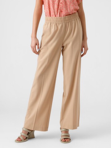 Wide Leg Pantalon à plis 'SADIASUI' VERO MODA en beige : devant