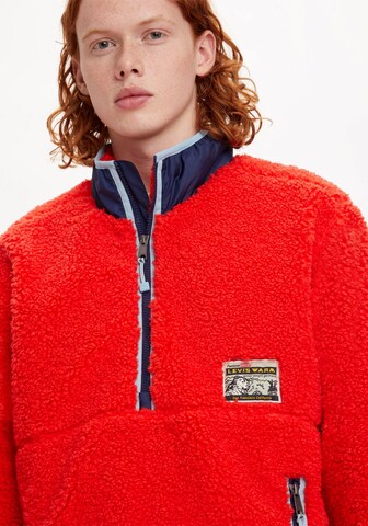 LEVI'S ® Pullover in Rot