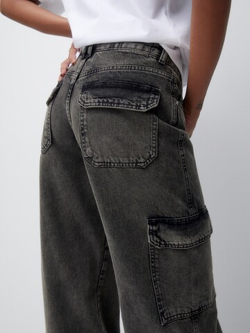 Pull&Bear Wide leg Cargo Jeans in Grey