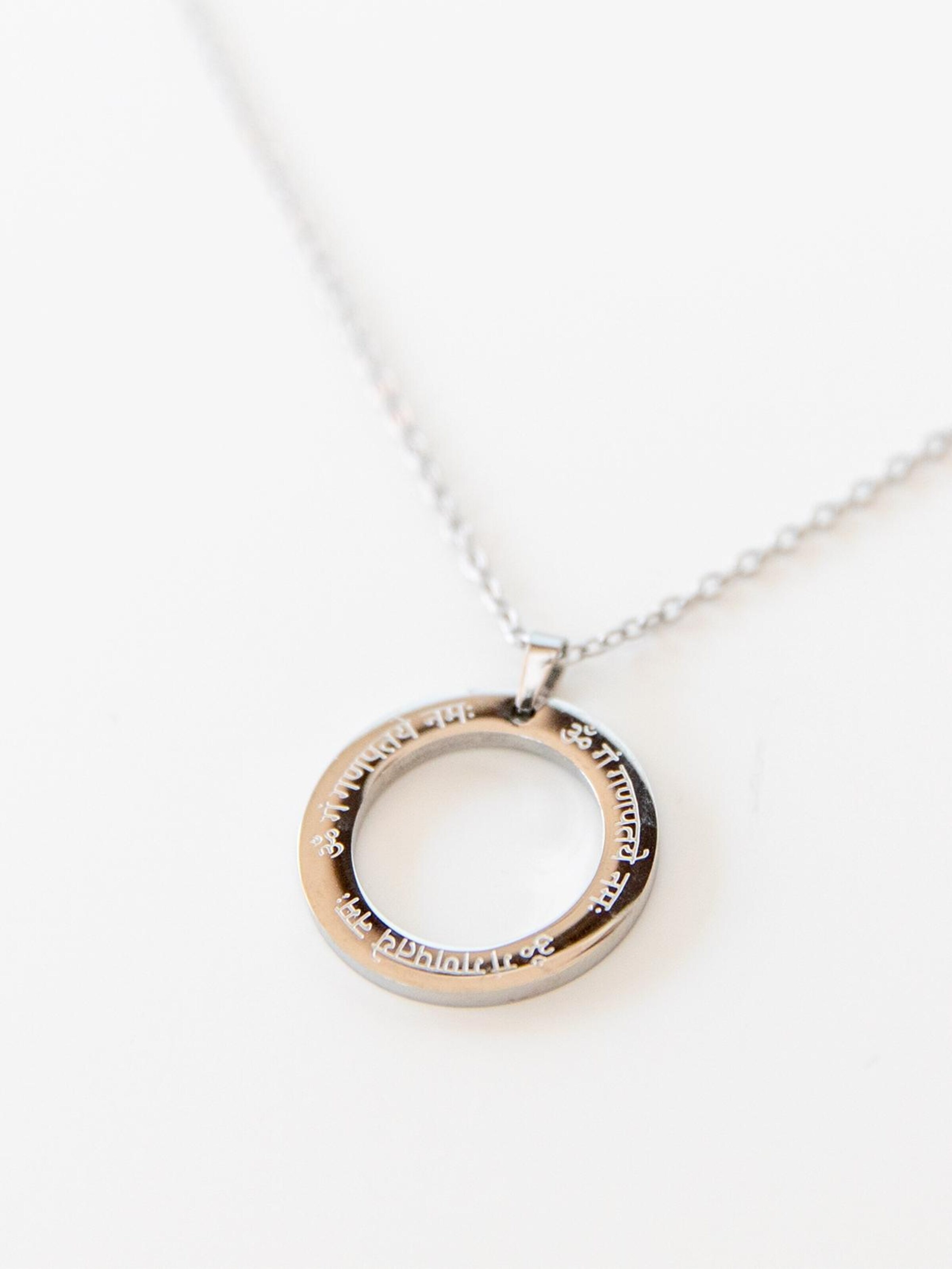 Divasya Necklace 'Ganesha Mantra' in Silver