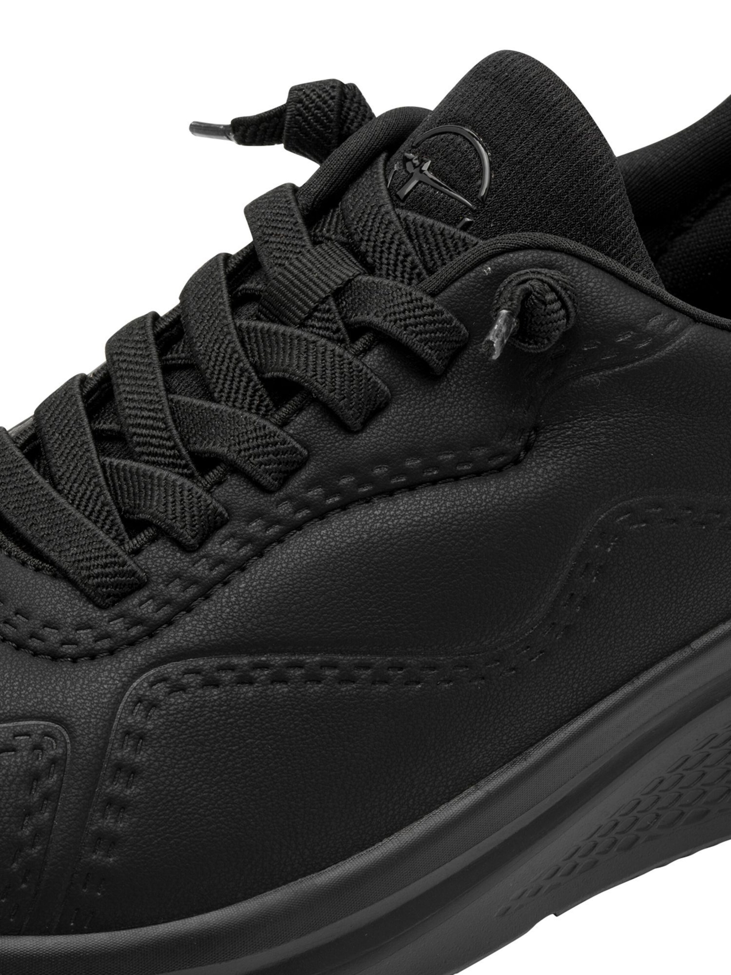 Tamaris Platform trainers in Black