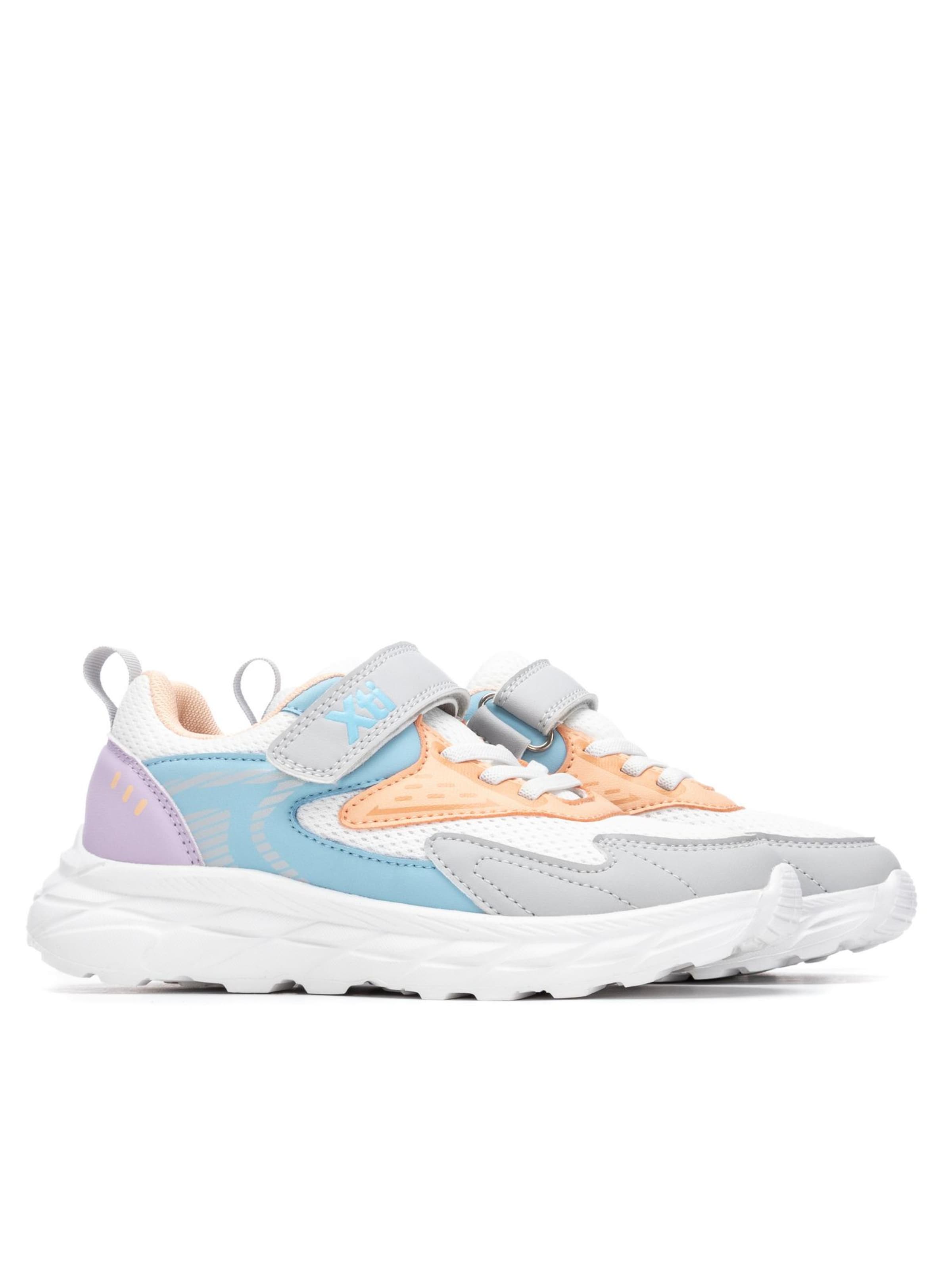 Xti Sneaker‌‌‌ in Grau