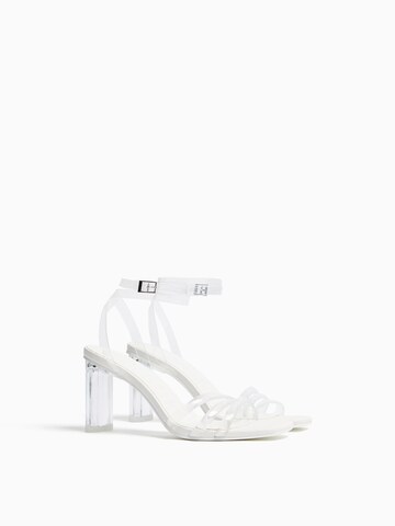 Bershka Páskové sandály – průhledná