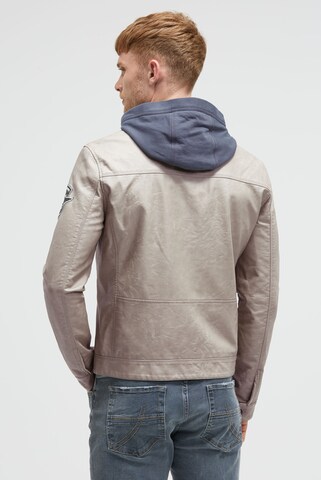 CAMP DAVID Between-Season Jacket in Grey: front