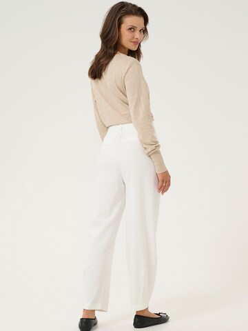 Kaffe Tapered Pleat-front trousers 'Merle' in White