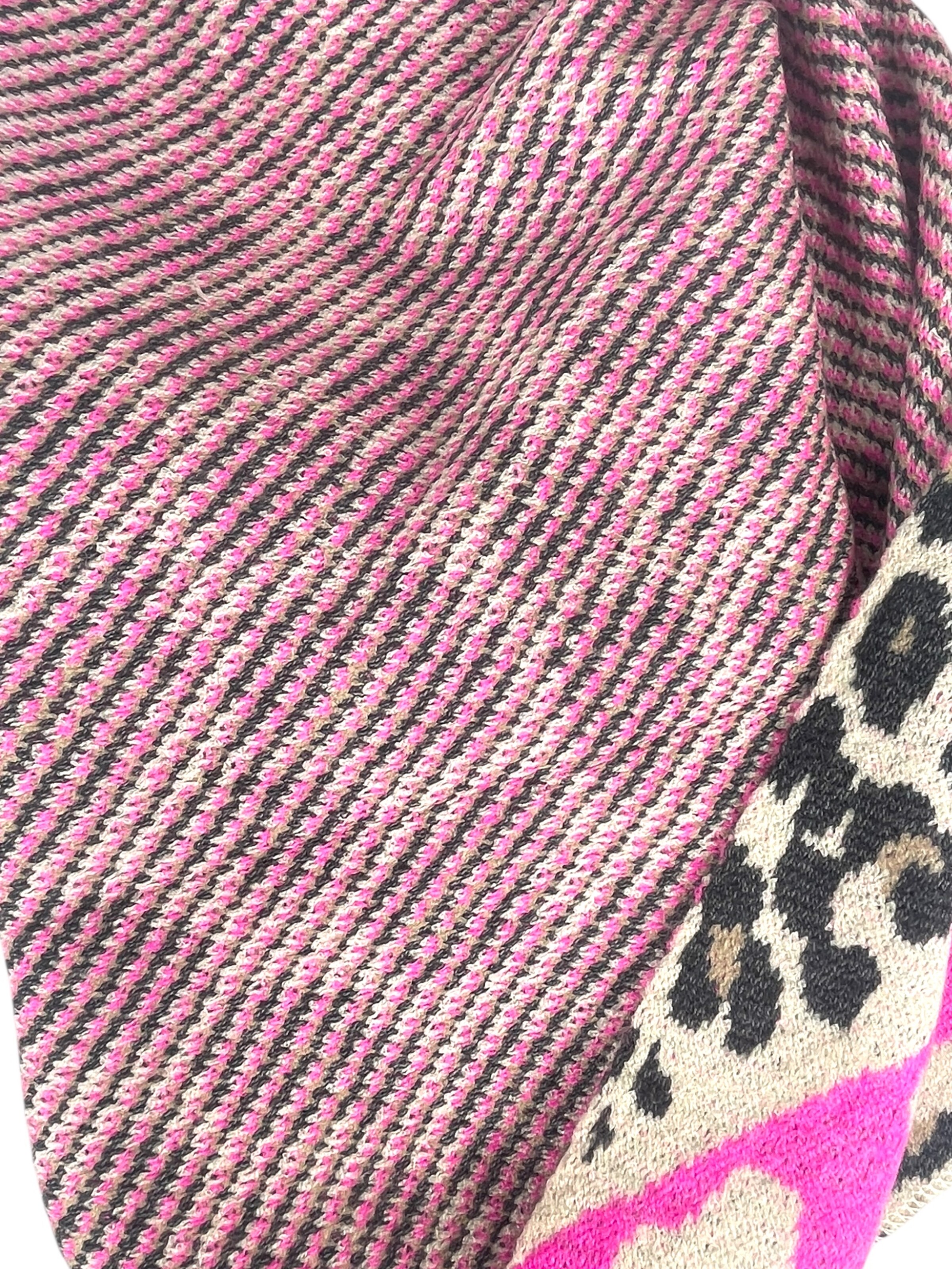 Kumixi Oversizeschal 'Leo'‌‌ in Pink