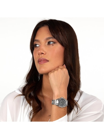 Karl Lagerfeld Uhr in Silber: Vorderseite