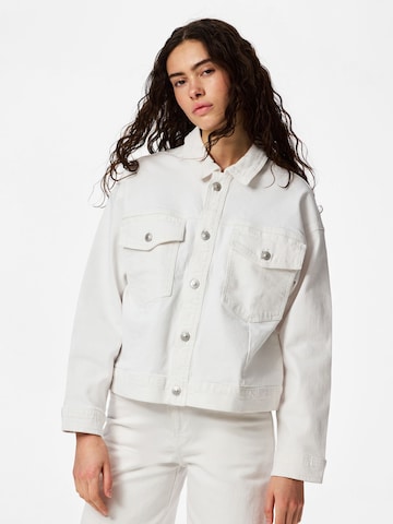 Veste mi-saison 'PCElma' PIECES en blanc : devant
