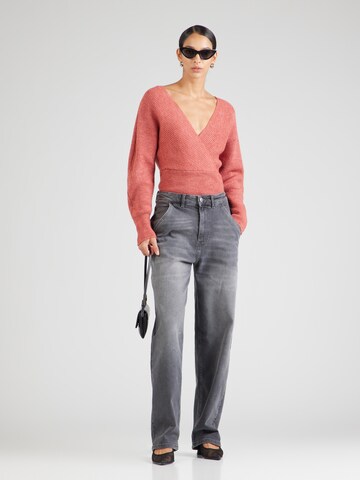 ABOUT YOU Sweater 'Joaline' in Pink