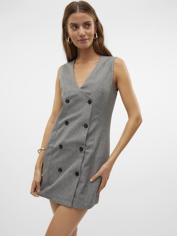 SOMETHINGNEW Dress in Grey