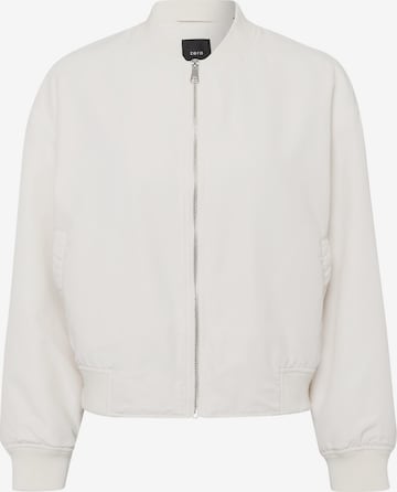 zero Between-Season Jacket in White: front