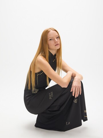 Lola Casademunt - Vestido en negro