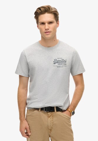 T-Shirt 'Heritage' Superdry en gris : devant