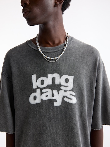Pull&Bear T-Shirt in Grau
