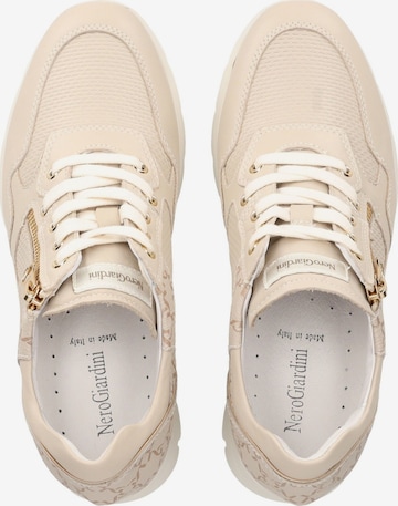 Nero Giardini Sneakers laag in Beige